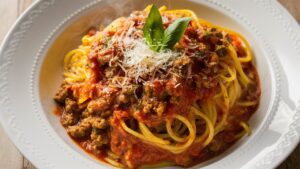 Dinner plate with Spaghetti Squash with Ground Turkey Marinara