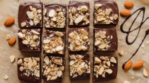 No Bake almond butter protein bar that's vegan and gluten free